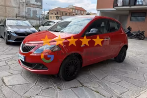 Lancia Ypsilon 1.2 69 CV 5 porte GPL Silver