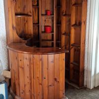 Mobile bar vintage ad angolo