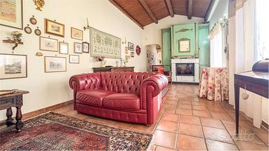 Casa campidanese con ampio cortile