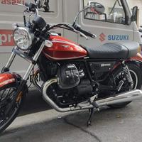 moto guzzi v roamen 900