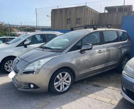 PEUGEOT 5008 2.0 HDi 163CV aut. Business