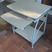tavolino per computer