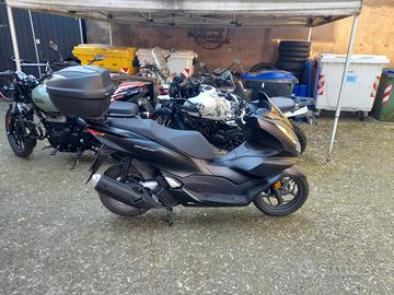 scooter HONDA PCX 125 ABS