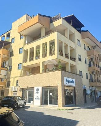 3 LOCALI A CORIGLIANO-ROSSANO