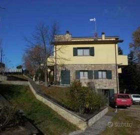 Villa a Loiano (BO)