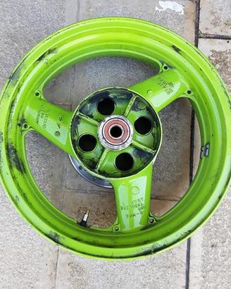 Cerchio post. NUDO KAWASAKI ZXR 750 H1 STINGER '89