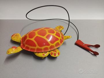 Tartaruga giocattolo d'epoca