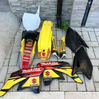 kit plastiche suzuki