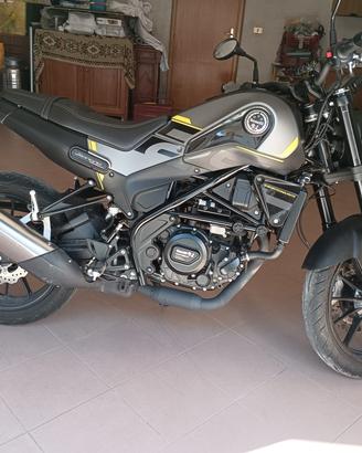 Benelli leoncino 250
