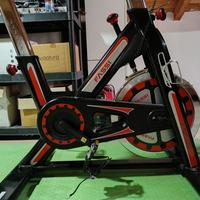 BICI DA SPINNING CON VOLANO DA 25 KG