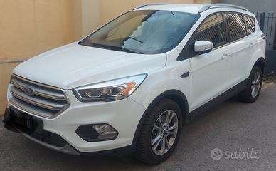 ford kuga 2017 bianca 