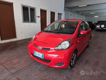 Toyota Aygo 1.0 12V VVT-I 5P DEEP OCEAN CONNECT 71