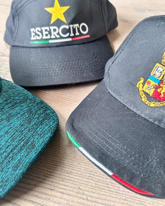 Cappellini: 1 Esercito + 1 Polizia + 1