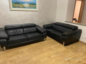 Coppia divani in pelle nera moderna  (2 posti)