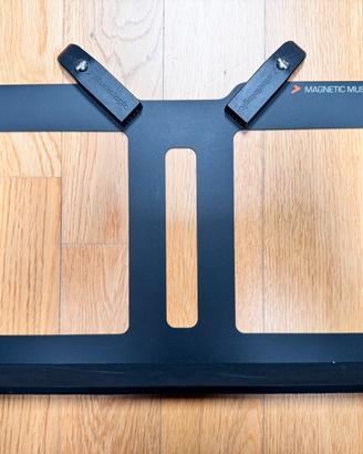 Numa X Piano Magnetic Music Stand
