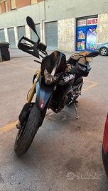 Aprilia Dorsoduro 750 A2