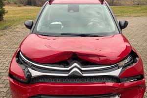 C3 Aircross 1.2 BENZINA Shine 2022 INCIDENTATA