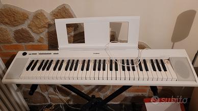 Tastiera musicale Yamaha Piaggero NP-12WH