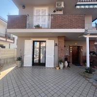 Rif. 499 fronte villaggio coppola - villa ristrutt