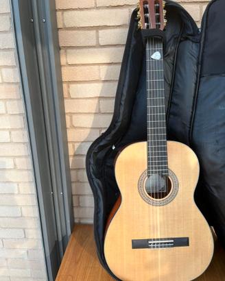 CHITARRA ACUSTICA CLASSICA