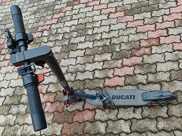 monopattino ducati 