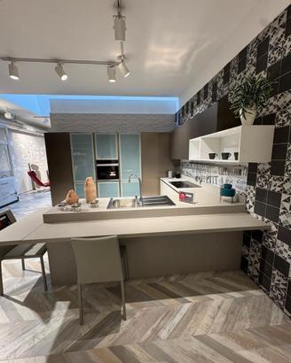 Cucina Febal Casa Modula Line con elettrodomestici