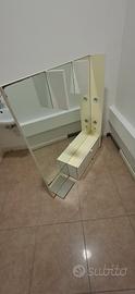 Specchio per bagno.