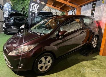 Ford Fiesta Fiesta 1.4 3 Bz.- GPL RATE / FINANZIAM