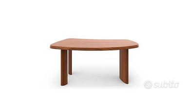 Scrivania Cassina Petit Bureau en Forme Libre