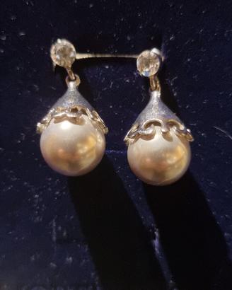 Orecchini vintage con perla