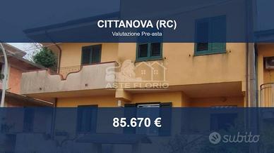 Immobile in asta di 193 m² con box auto a Cittanov