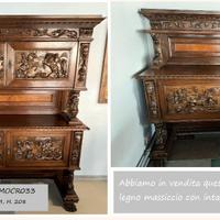 Credenze intagliate con scene militari