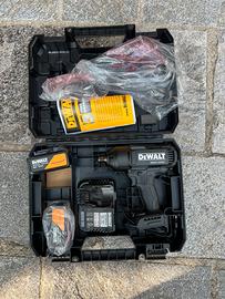DeWalt avvitatore 18V ad impulsi 1/2”
