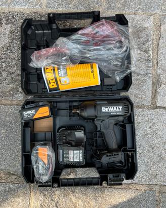 DeWalt avvitatore 18V ad impulsi 1/2”