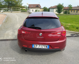 Alfa Romeo Giulietta turbo benzina GPL 6800