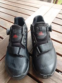 Fahrradschuhe five ten (adidas)