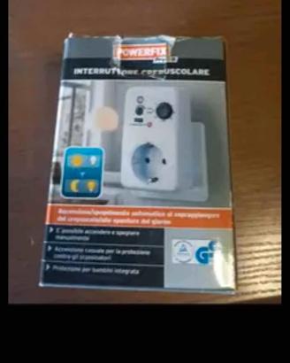 Crepuscolare con interruttore automatico