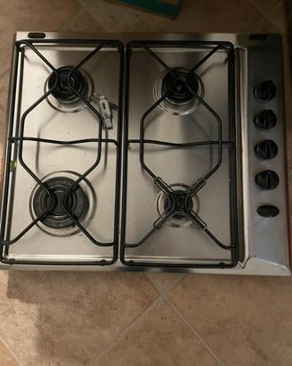 Piano cottura 4 fuochi a gas