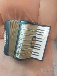 fisarmonica hohner 32 bassi