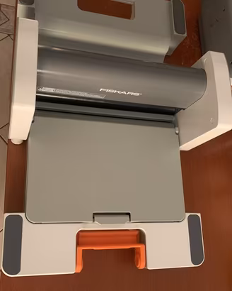 Fiskars Fuse fustellatrice
