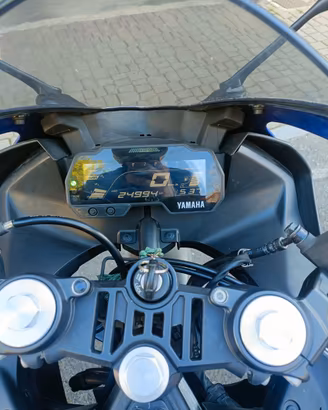YAMAHA YZF R125