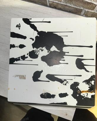 PLAYSTATION 4 pro limited edition