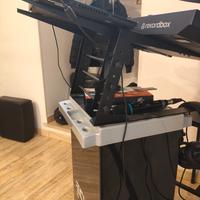 supporto console o tastiera con PC 