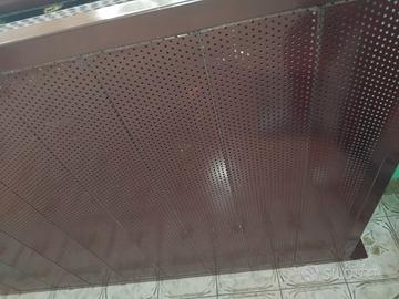   letti  ferro laccato e pomelli ottone