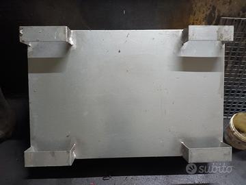 Vasca per fusti olio motore