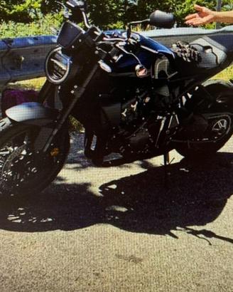 Honda cb1000R black edition