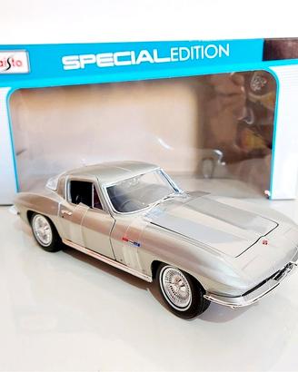Chevrolet Corvette Sting Ray 1965 -1/18 Tanomodels