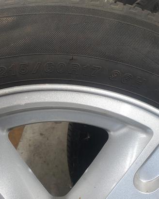 cerchi con pneumatici jeep compass