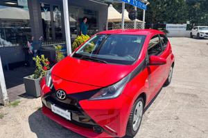 Toyota Aygo 1.0 VVT-i 69 CV 5 porte x-cool TSS