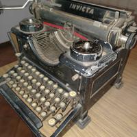 macchina per scrivere